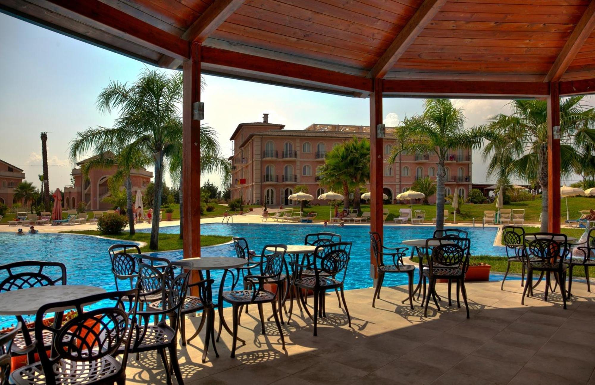 Bv Airone Resort Марина ди Сибари Екстериор снимка